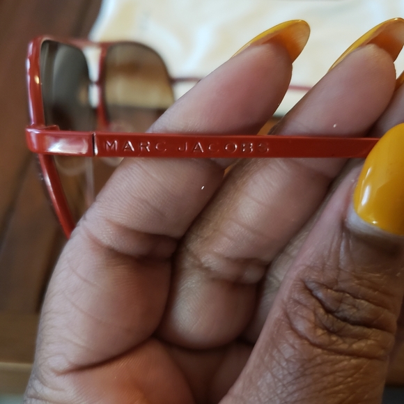Authentic Red Marc Jacobs Sunglasses - Picture 4 of 6